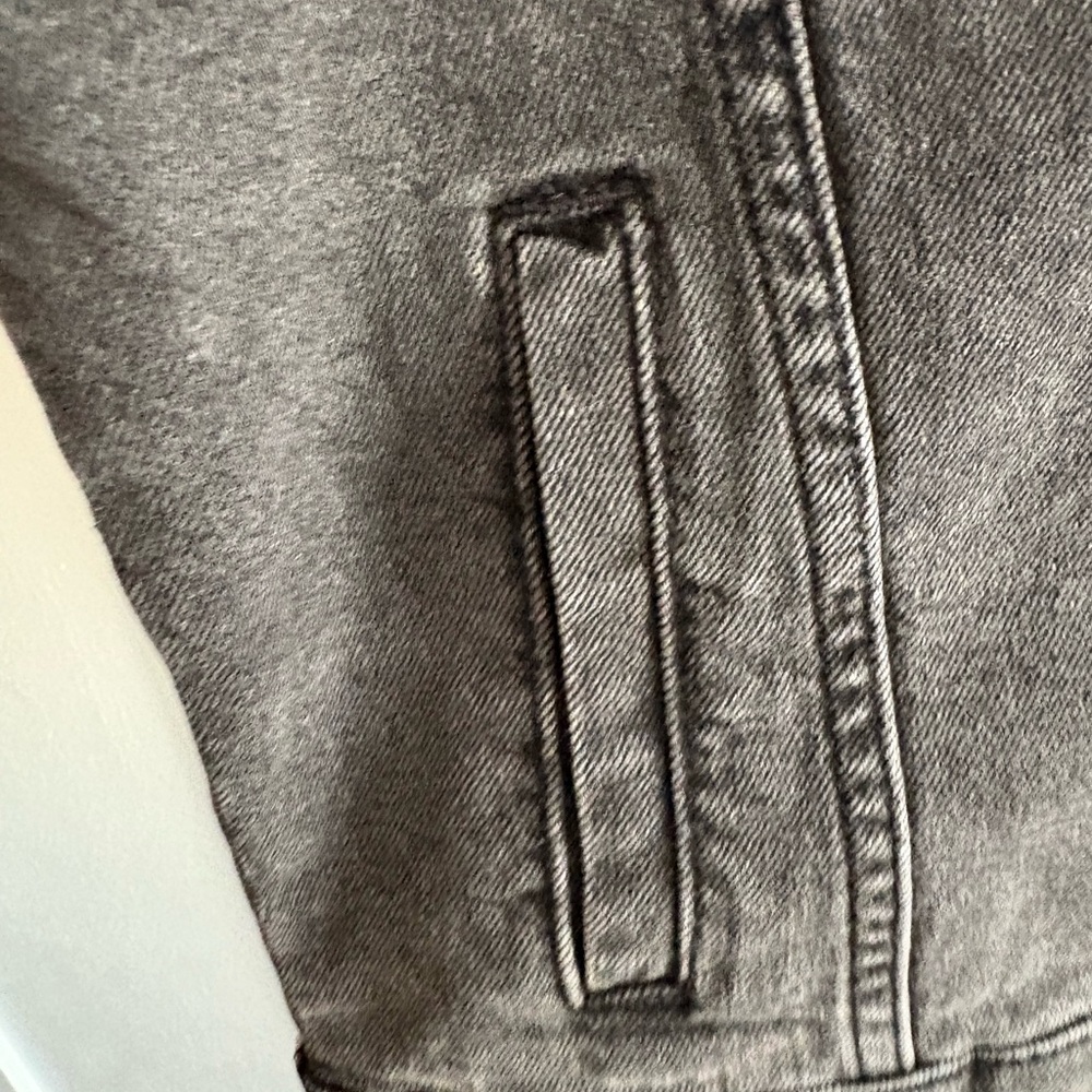 ✨ Driftwood Embellished Denim Jacket – Black – Size Small – NWT ✨ - Picture 6 of 10